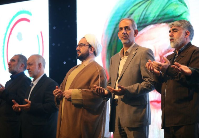 آیین باشکوه تجلیل و قدردانى ازپیشکسوتان و قهرمانان ورزشى جامعه ورزش ناشنوایان استان تهران از نگاه دوربین
